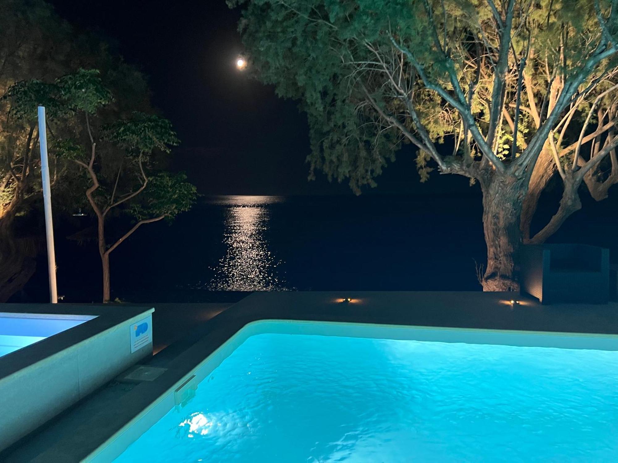 Вилла Nikkon Luxury Living Arvi  Экстерьер фото